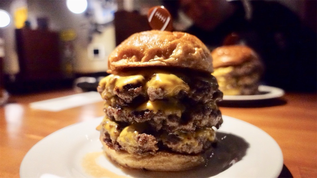 六本木 ゴリゴリバーガー タップルーム 3×3 ゴリゴリバーガー
