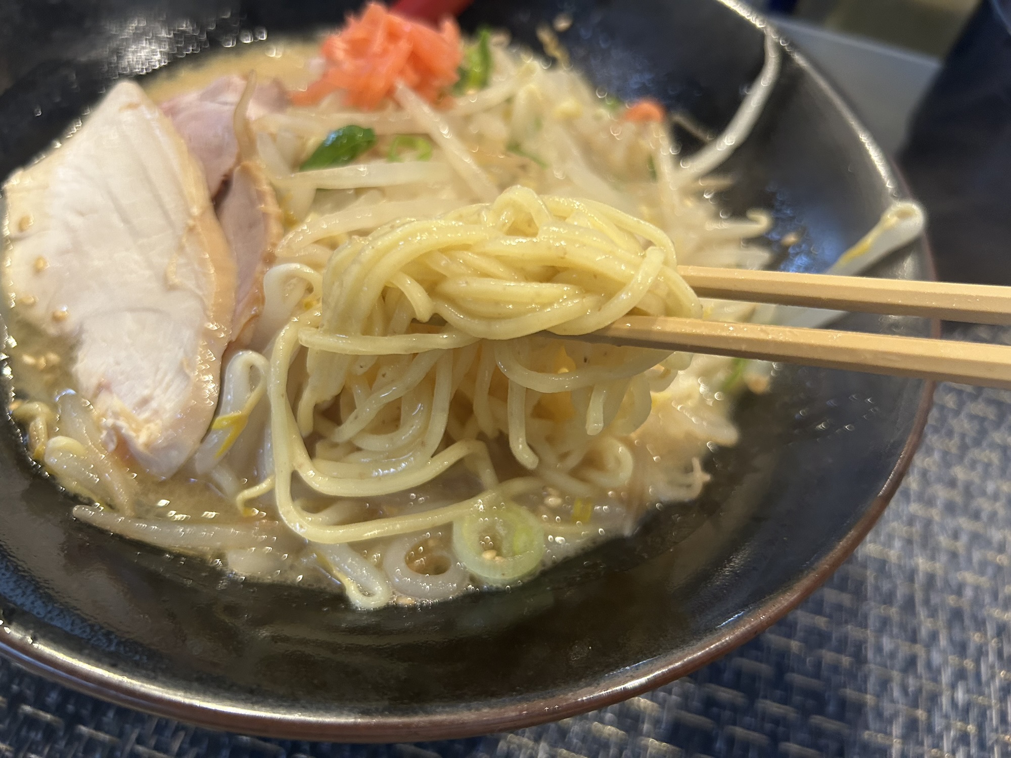 立川 麺屋 かなで 鶏白湯