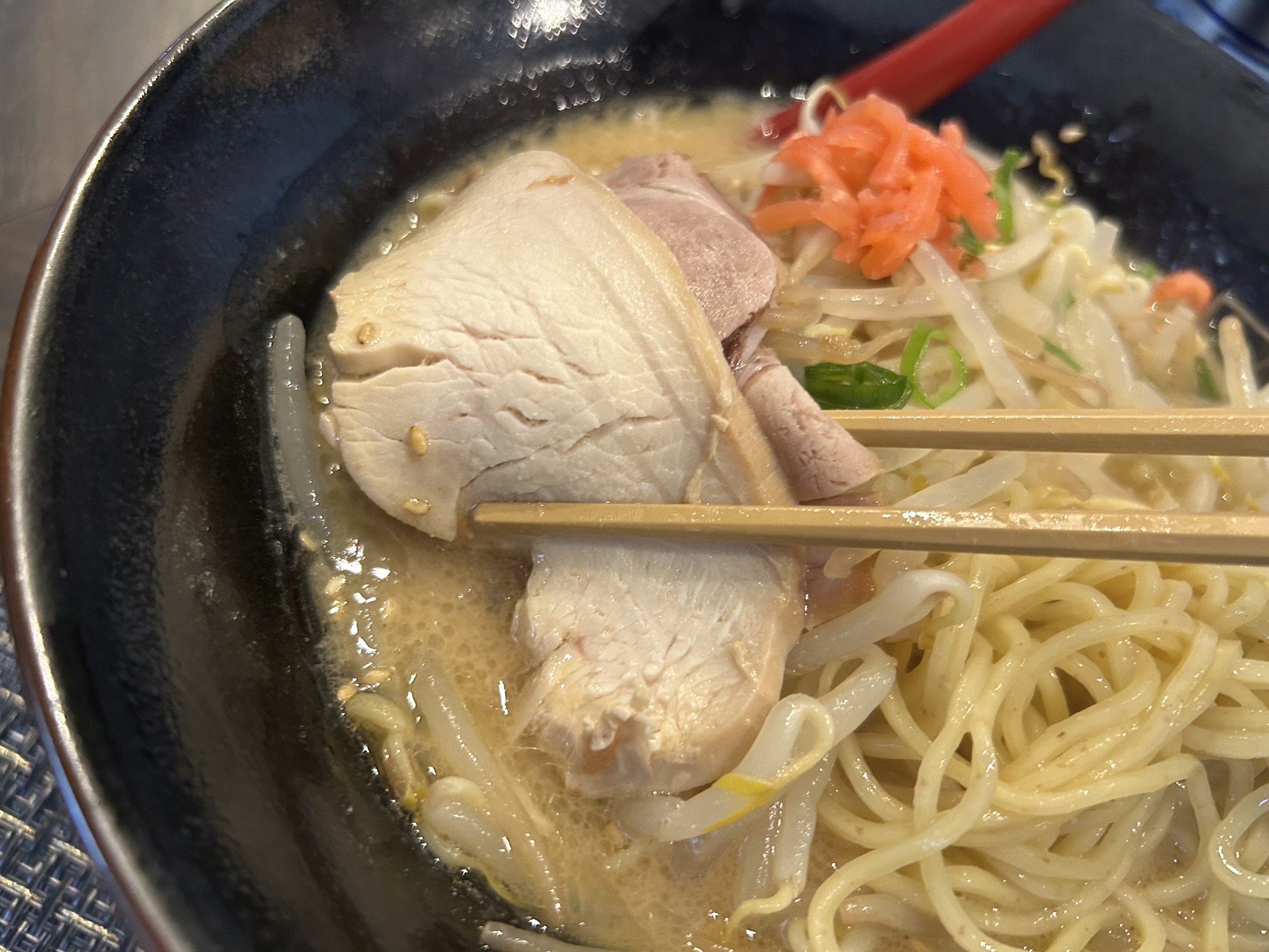 立川 麺屋 かなで 鶏白湯