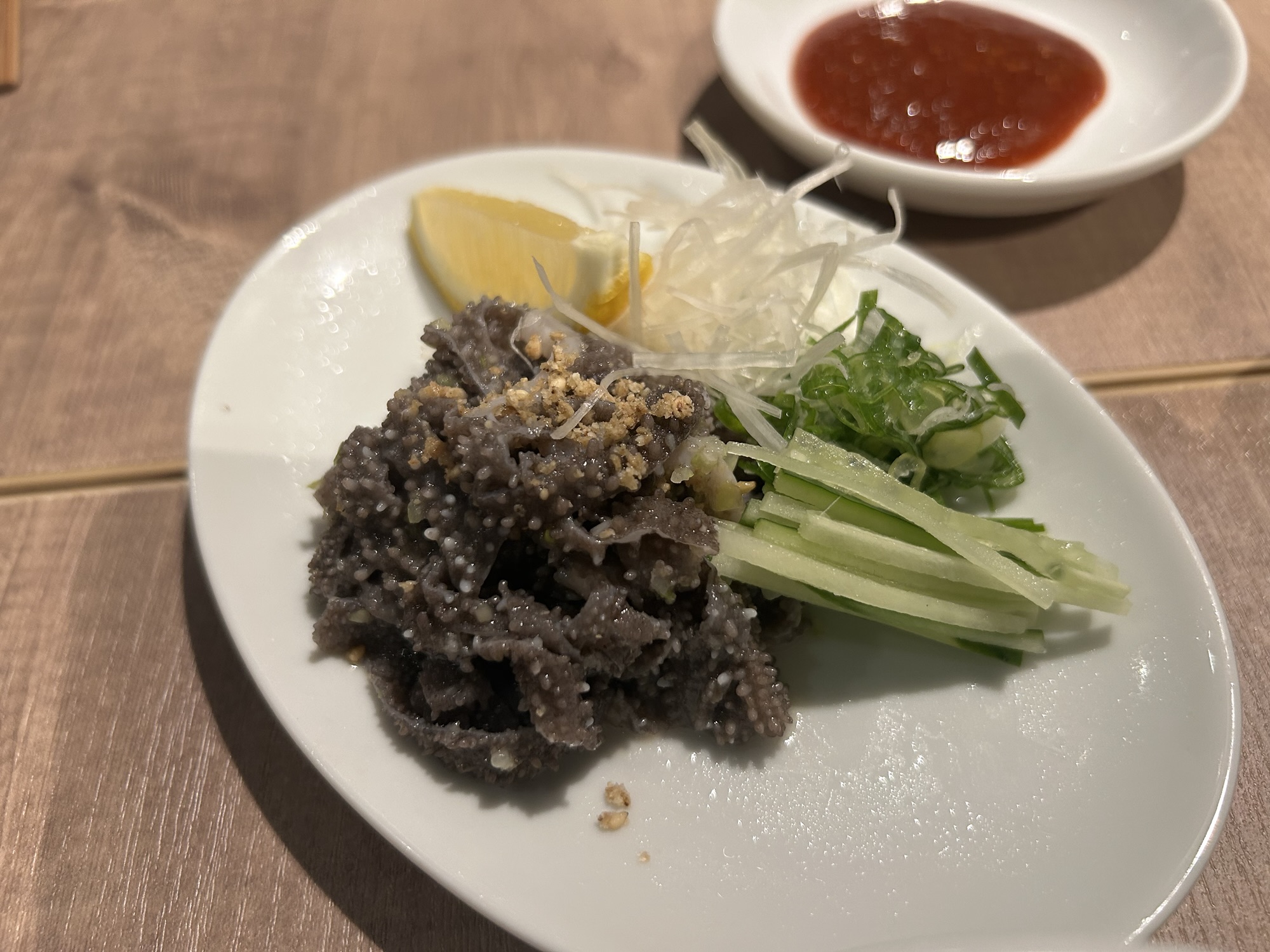 都立大学 炭火焼肉かんちゃん。 生センマイ刺