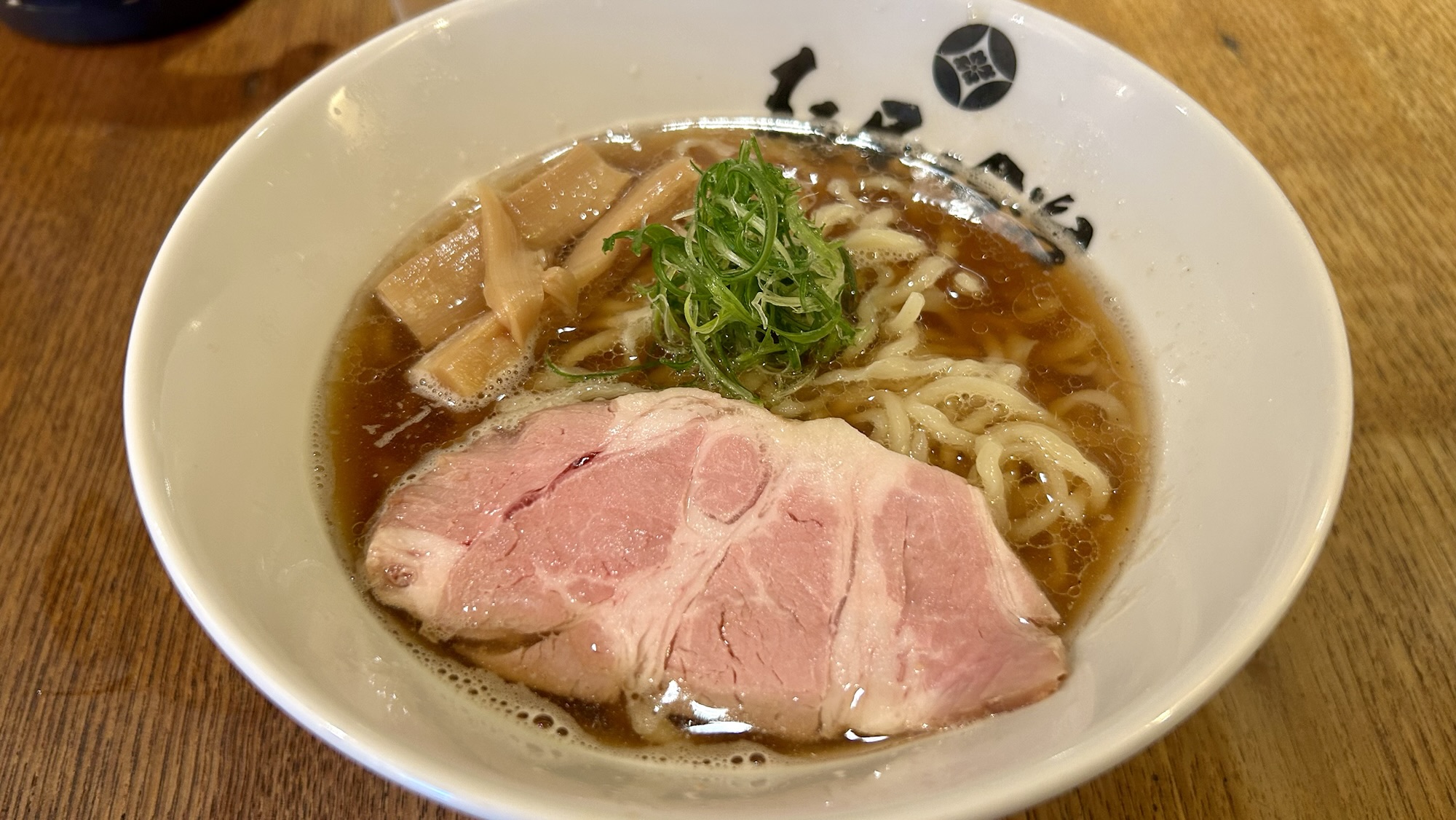 笹塚 麺屋吟治zero 煮干し醤油 ら〜麺