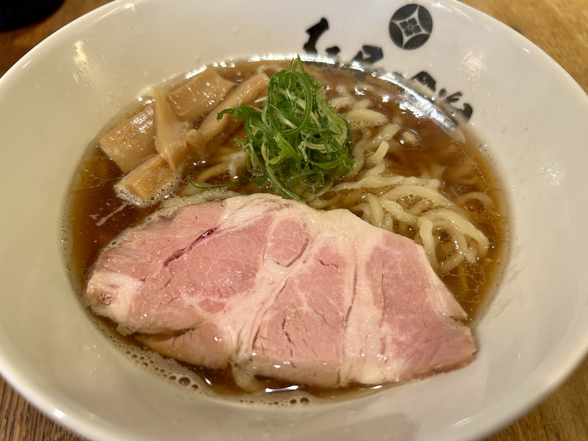 笹塚 麺屋吟治zero 煮干し醤油 ら〜麺