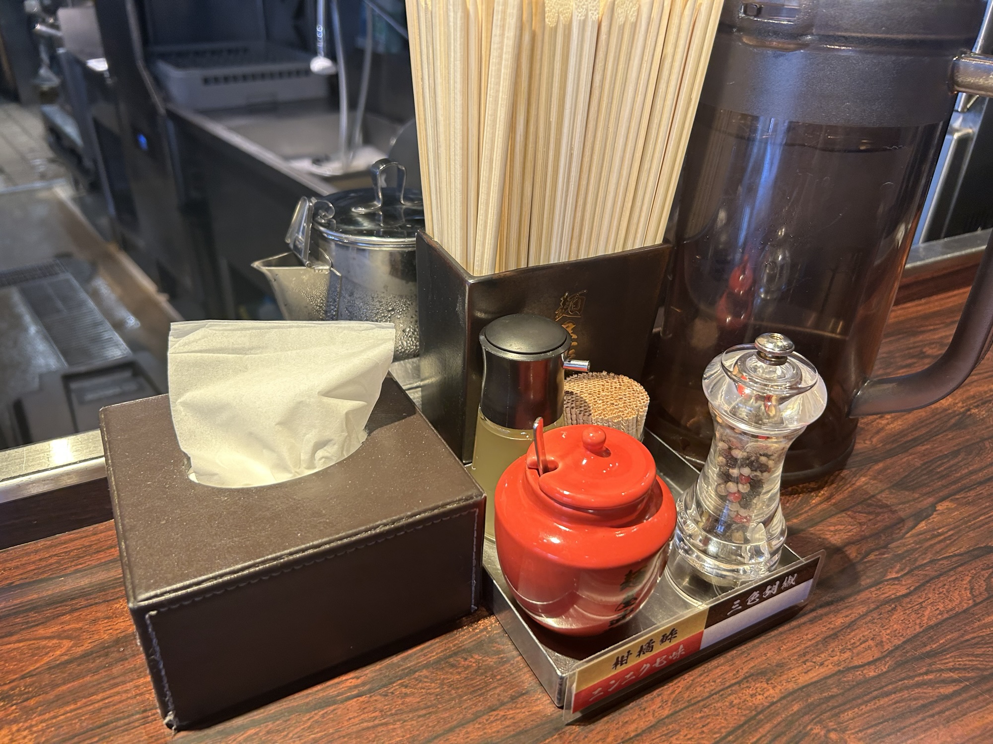 御徒町 麺屋武蔵 武骨 御徒町店 調味料