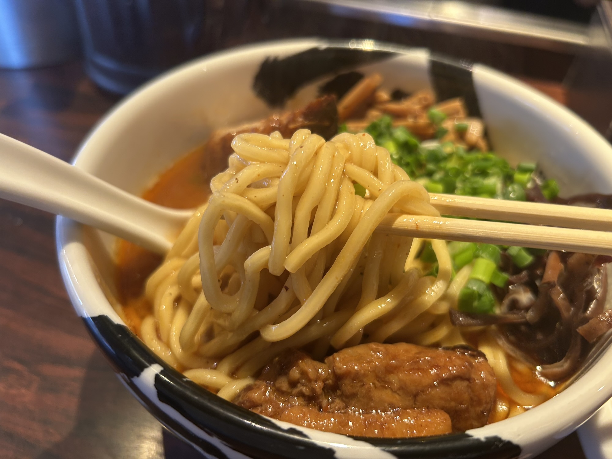 御徒町 麺屋武蔵 武骨 御徒町店 赤ら〜麺