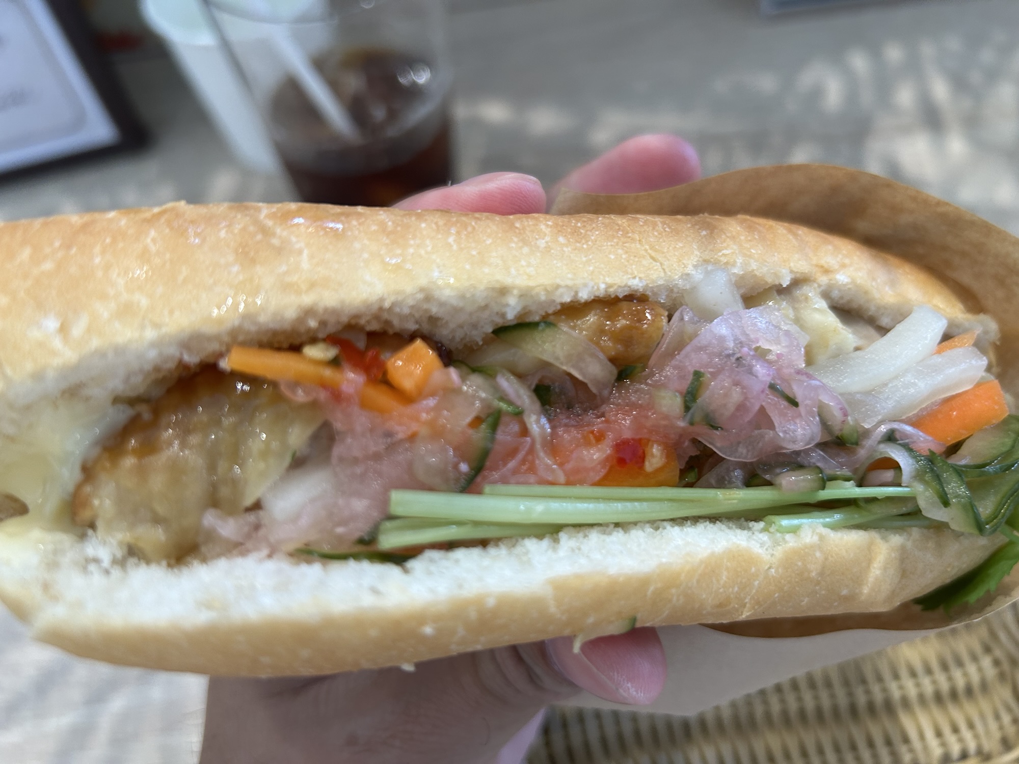 稲城市 niconico cafe 矢野口 照り焼きチキンのバインミー