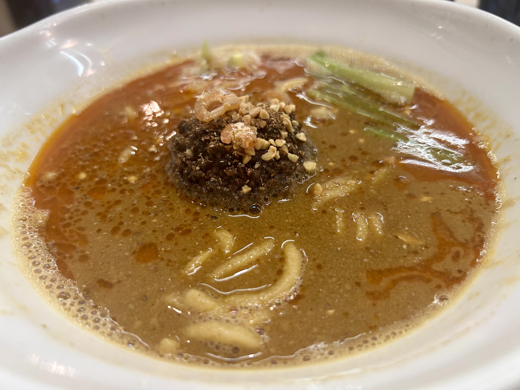 那覇 登竜門 担々麵
