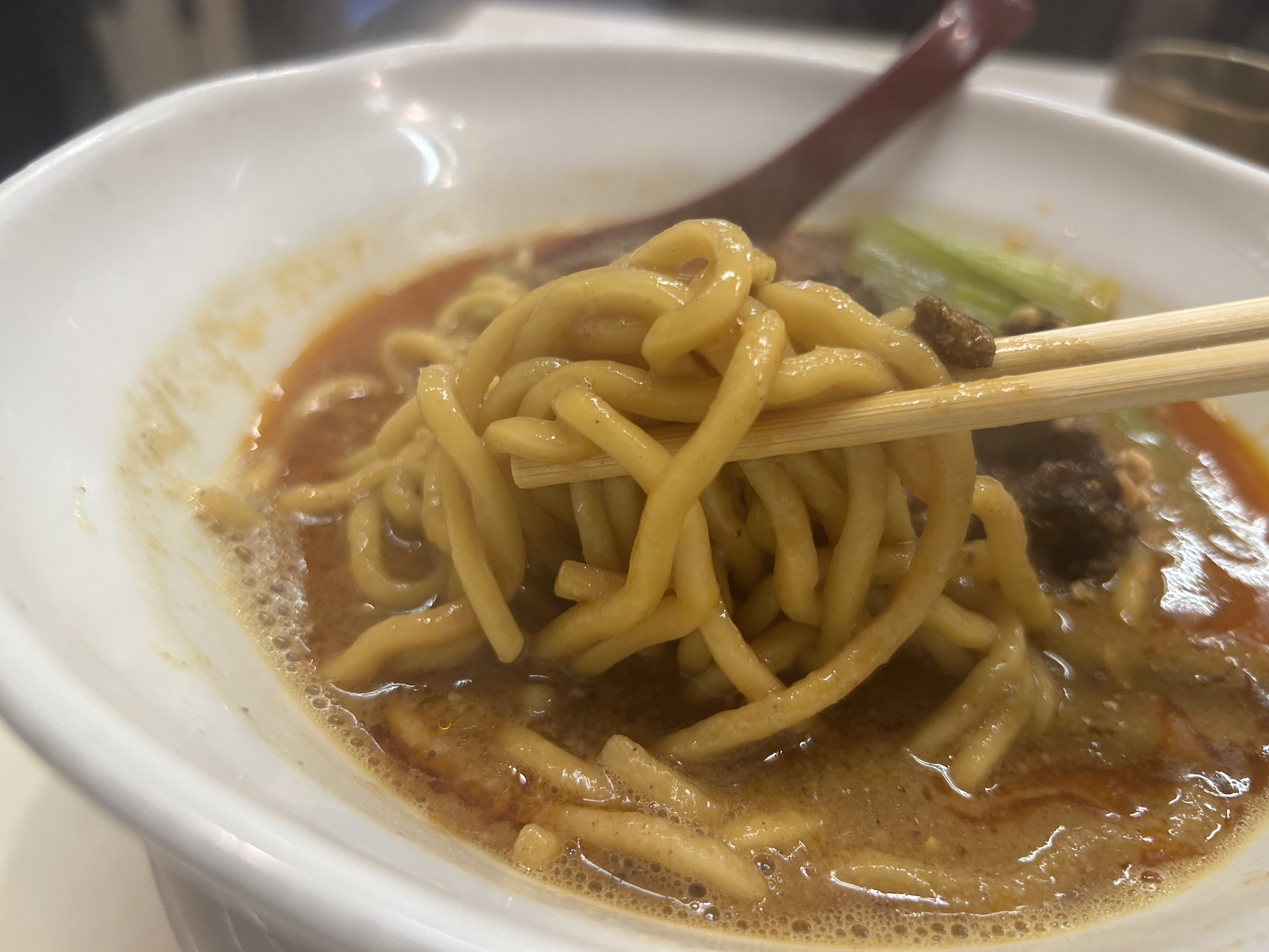 那覇 登竜門 担々麵