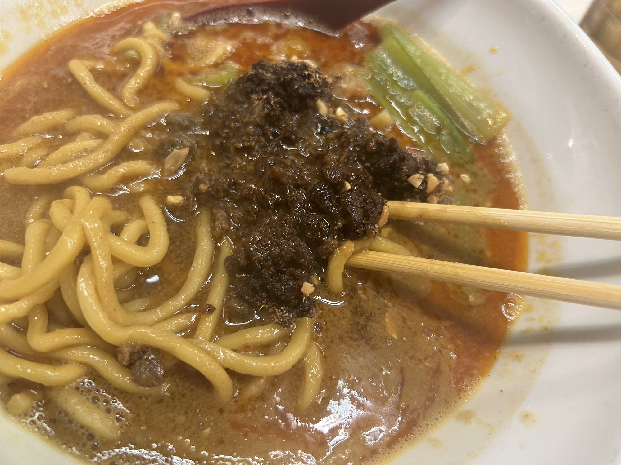 那覇 登竜門 担々麵