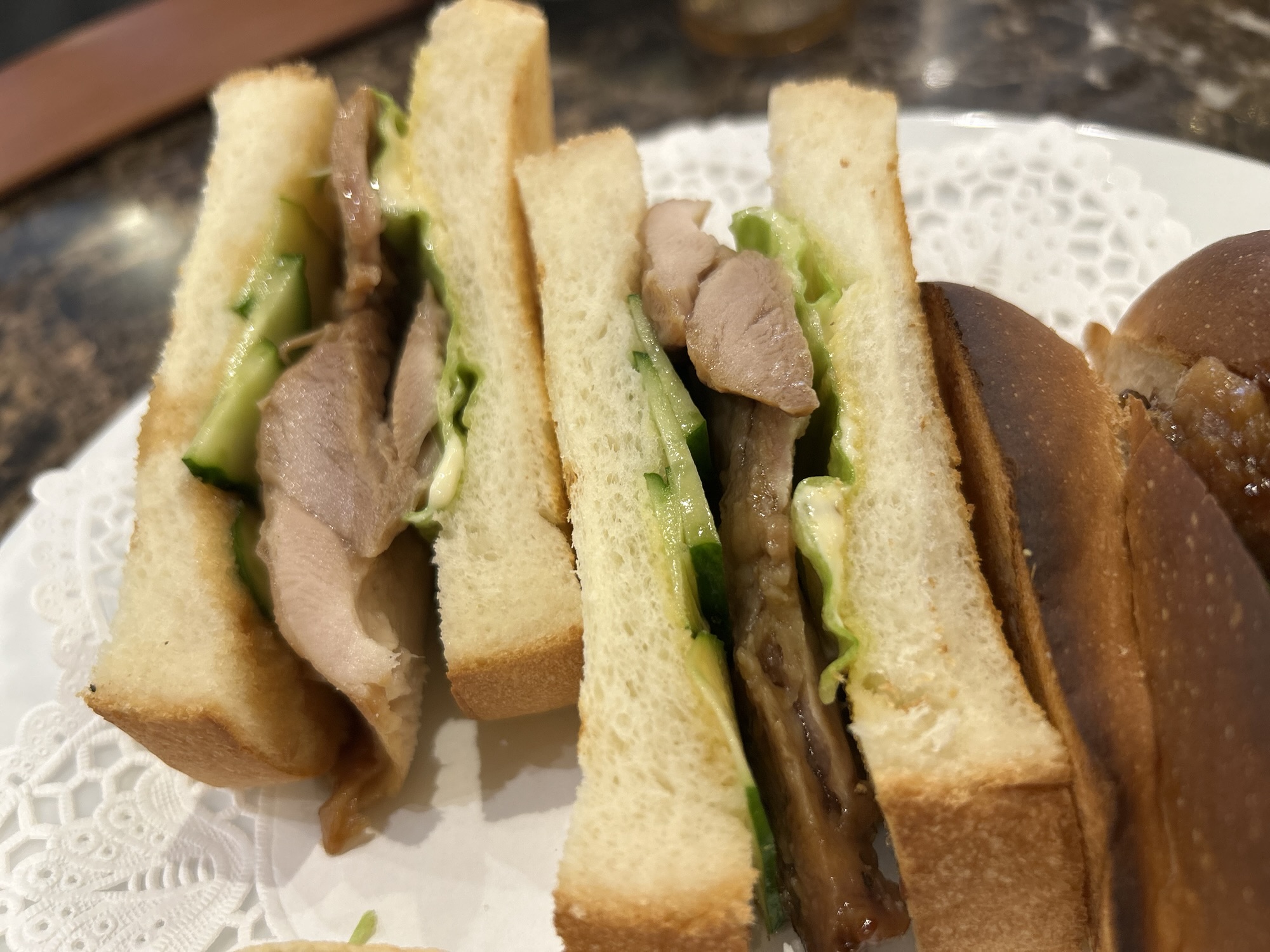新宿 珈琲貴族エジンバラ 照り焼きチキントースト